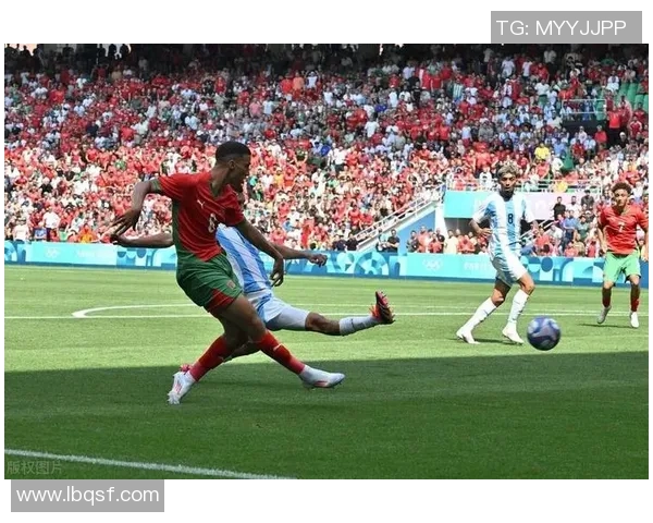 足球明星炫酷动画瞬间展现球场魅力与激情的视觉盛宴